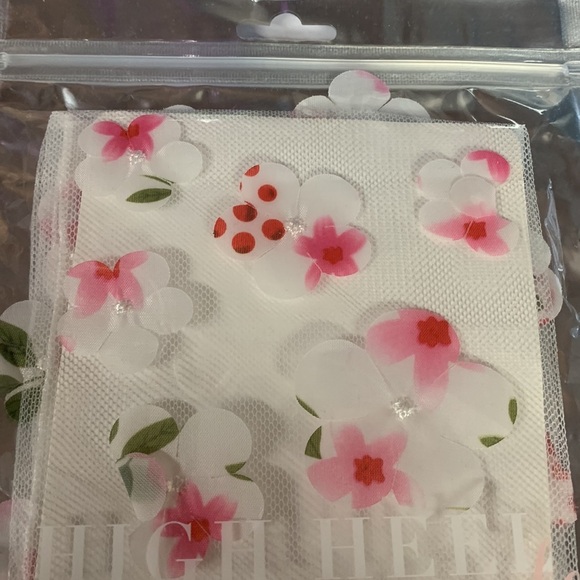 Free people high heel jungle flower sheer socks new in package - Picture 2 of 4